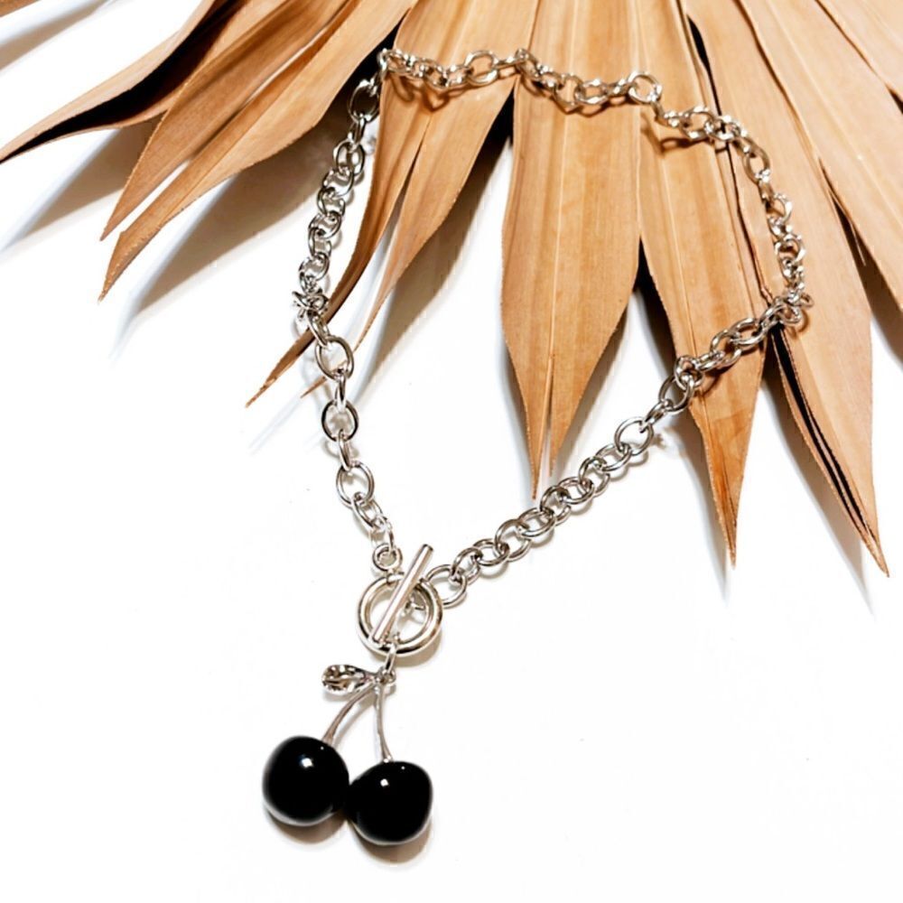 Black cherry necklace  #1015